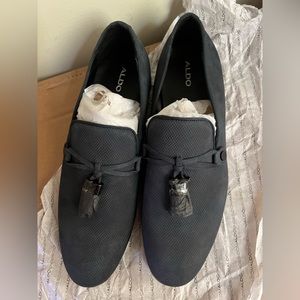 Men’s Aldo Slip-ons blue suede resort fancy casual wear- new never been worn
